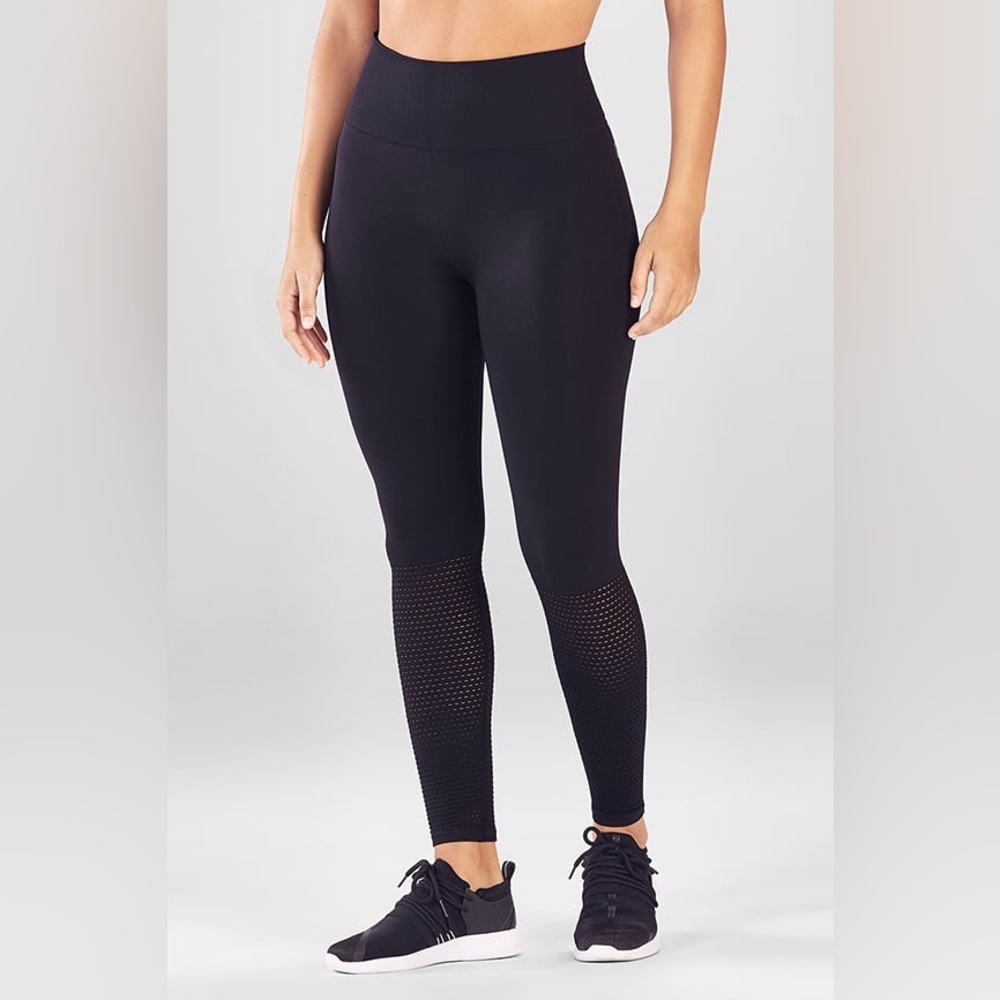 Fabletics High Waisted Seamless Leggings Black Mesh Bottom Active Women’s Medium